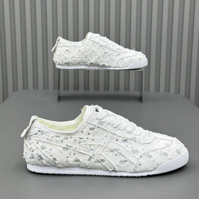 Men's flat white shoes, 2025 new model, breathable and wear-resistant series, men's trendy sneakers, new style shoes