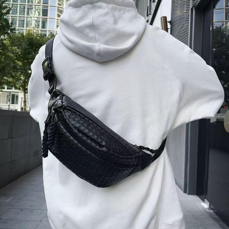 Crossbody Bag New Texture Trendy Casual Men's Waist Bag European and American Style Woven Crossbody Chest Bag Black Pu Chest Bag