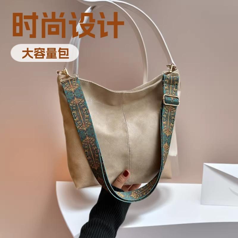 2023 Summer New Fashion Handbag, Shoulder Bag, Crossbody Bag, Large Capacity Bucket Bag, Women's Bag, Supports Large Quantity Wholesale and Mixed Batch Sales