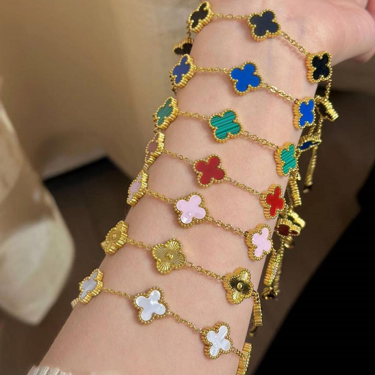 Exquisitely crafted popular 13mm four-leaf clover bracelet, 18k double-sided mother-of-pearl five-flower bracelet for women, new version with a high-end feel
