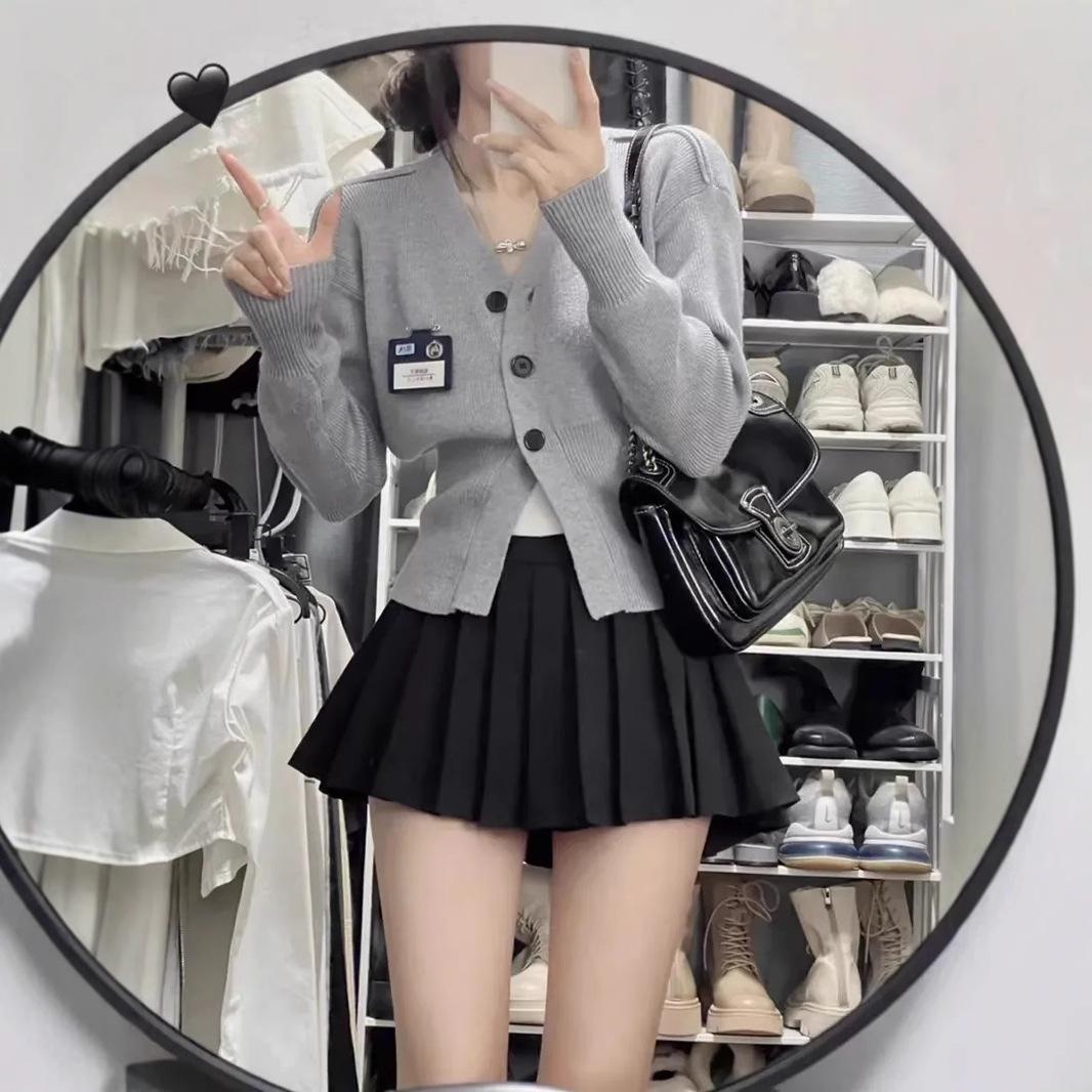 Improved, please look at the real anti-light hot girl pleated skirt slim skirt women's new before placing an order.
