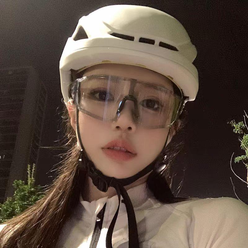 New Outdoor Cycling Glasses Bicycle Day and Night Running Windproof Goggles Color Changing Sunglasses 1060