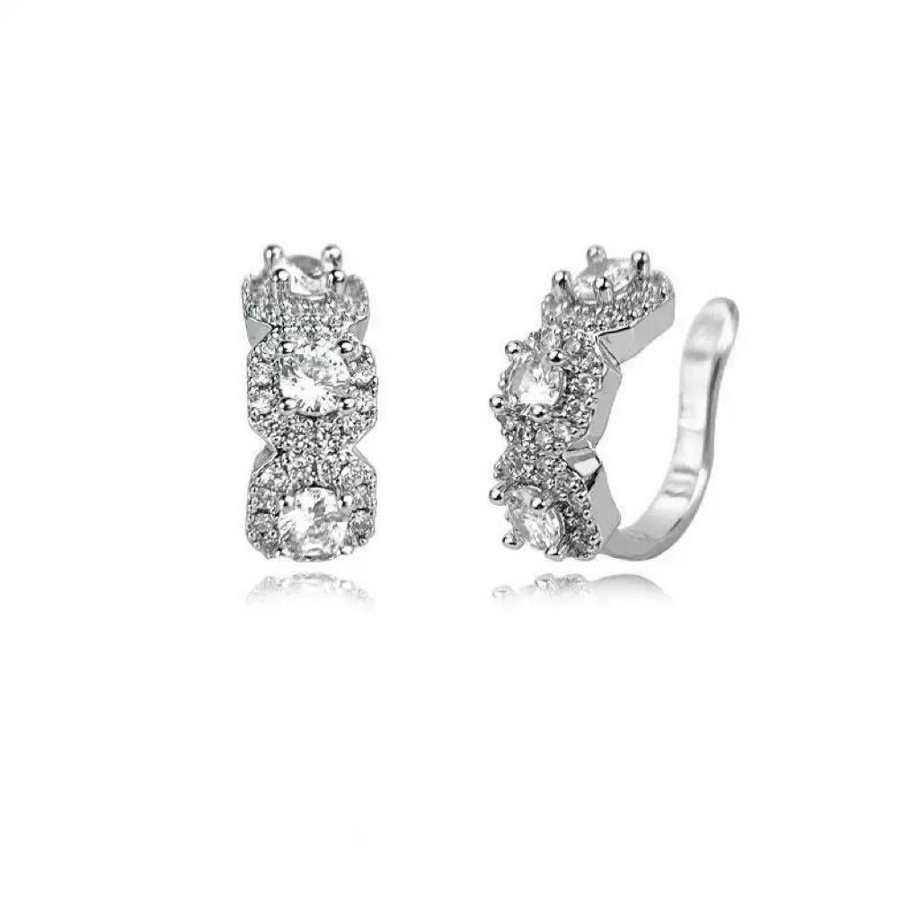 European and American Hip Hop Generous Candy Flash Earrings Handsome Full Diamond Earrings Fashion Personality American Fashion Ear Clip