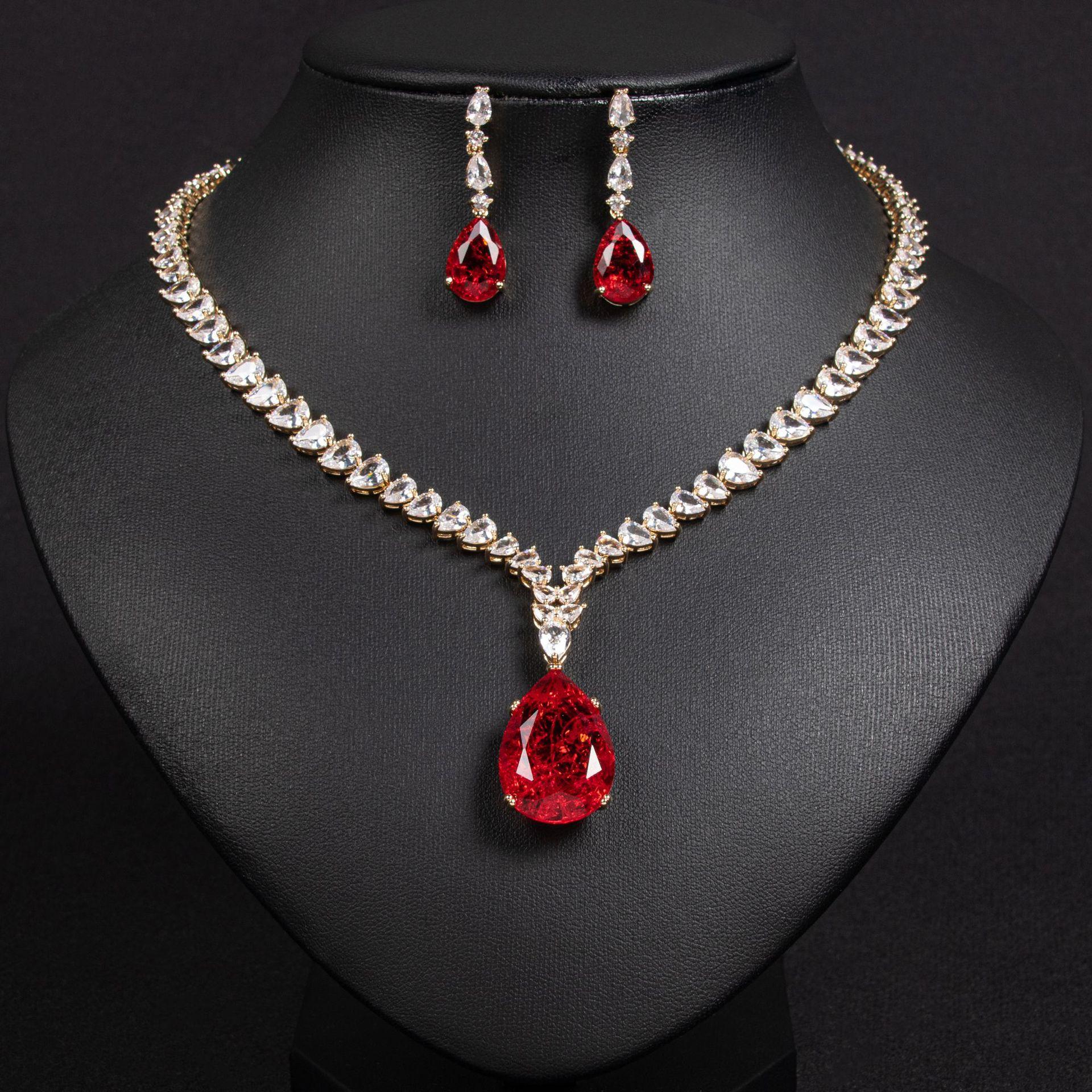 European and American hip-hop style luxury bridal zircon necklace suit jewelry love clavicle chain tassel earrings pendant jewelry