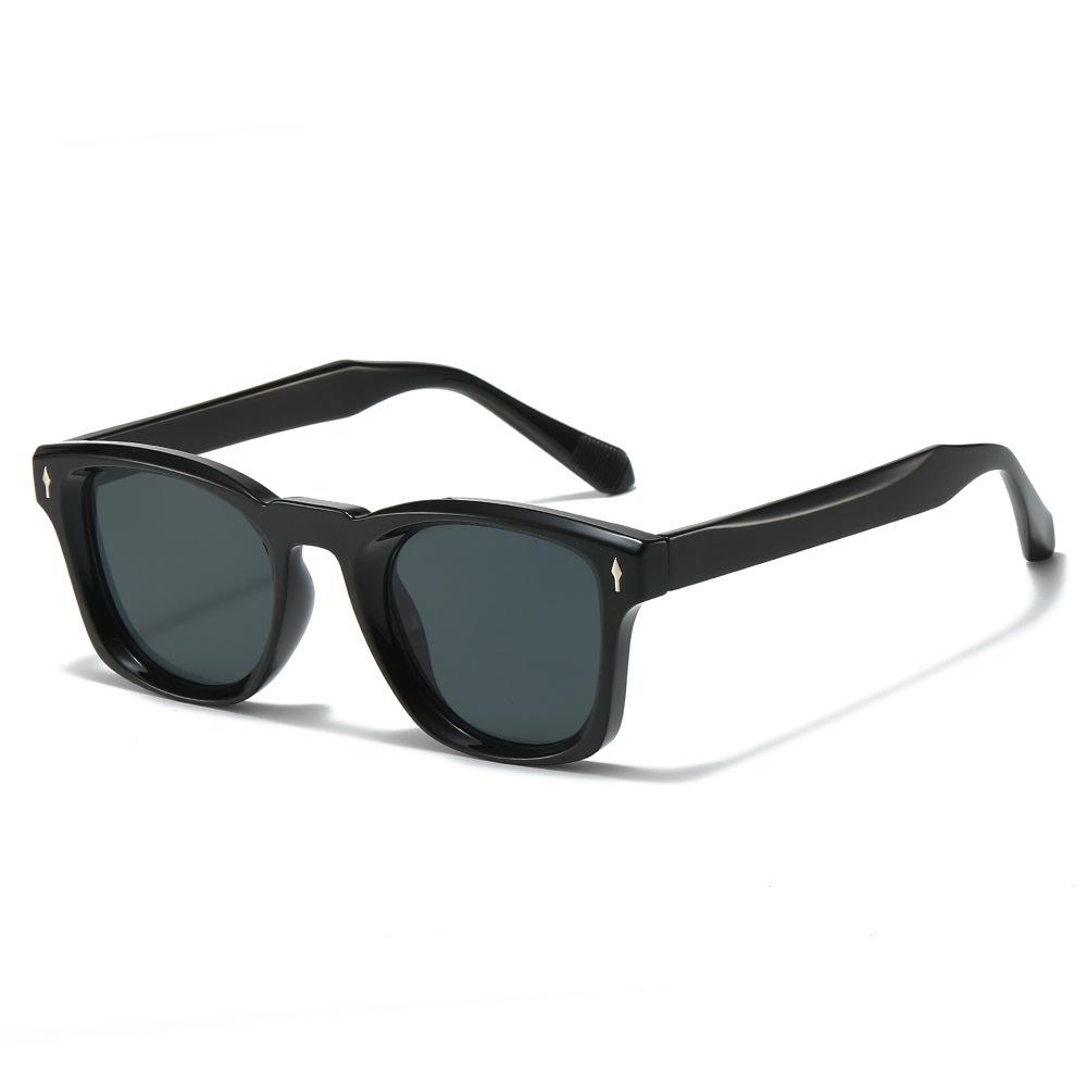 2025 New Cross-Border Square Sunglasses European and American Style with Unique Bullet Decoration Fashionable Simple Sunglasses for Men and Women Wholesale