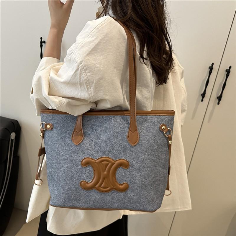 2026 Color-Blocked Crossbody Large-Capacity Tote Bag with Simple Design, Urban Minimalist Shoulder Bag, Crossbody Commuter Bag