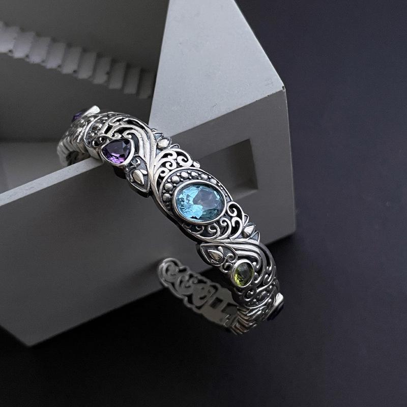 Vintage Distressed Hollow Carved Flower Blue Topaz Bracelet Women's Fashionable Personalized Niche Exquisite All-match High-end Jewelry