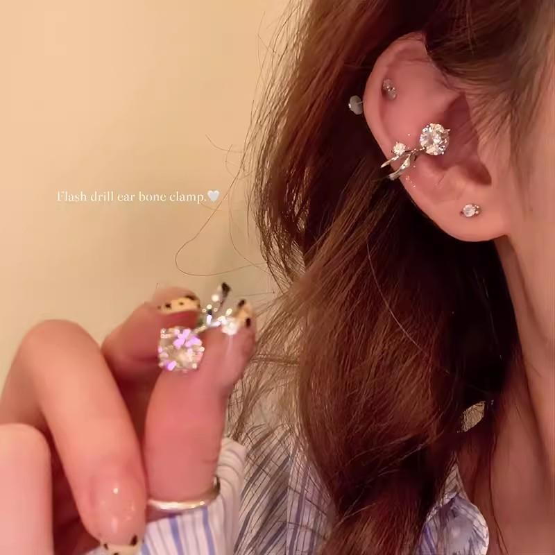 Small Bulb Flash Zirconium Ear Clip Without Ear Holes Unique Beautiful High-end Light Luxury Elegant Earrings Women's Earrings