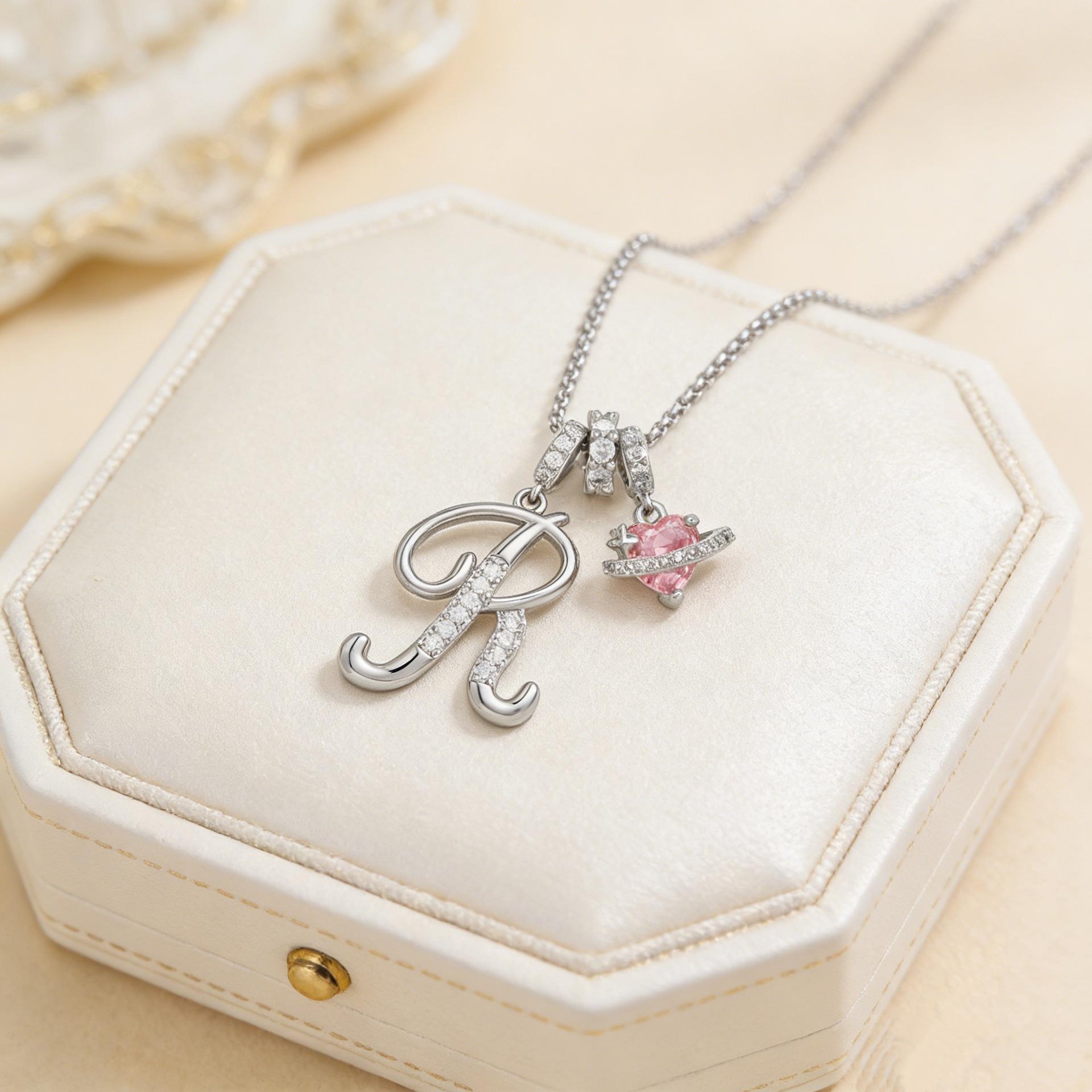 Cross-Border Dopamine Letter Star Independent Site 26-Letter Necklace Copper Gold-Plated Necklace Pendant Women's Letter Necklace