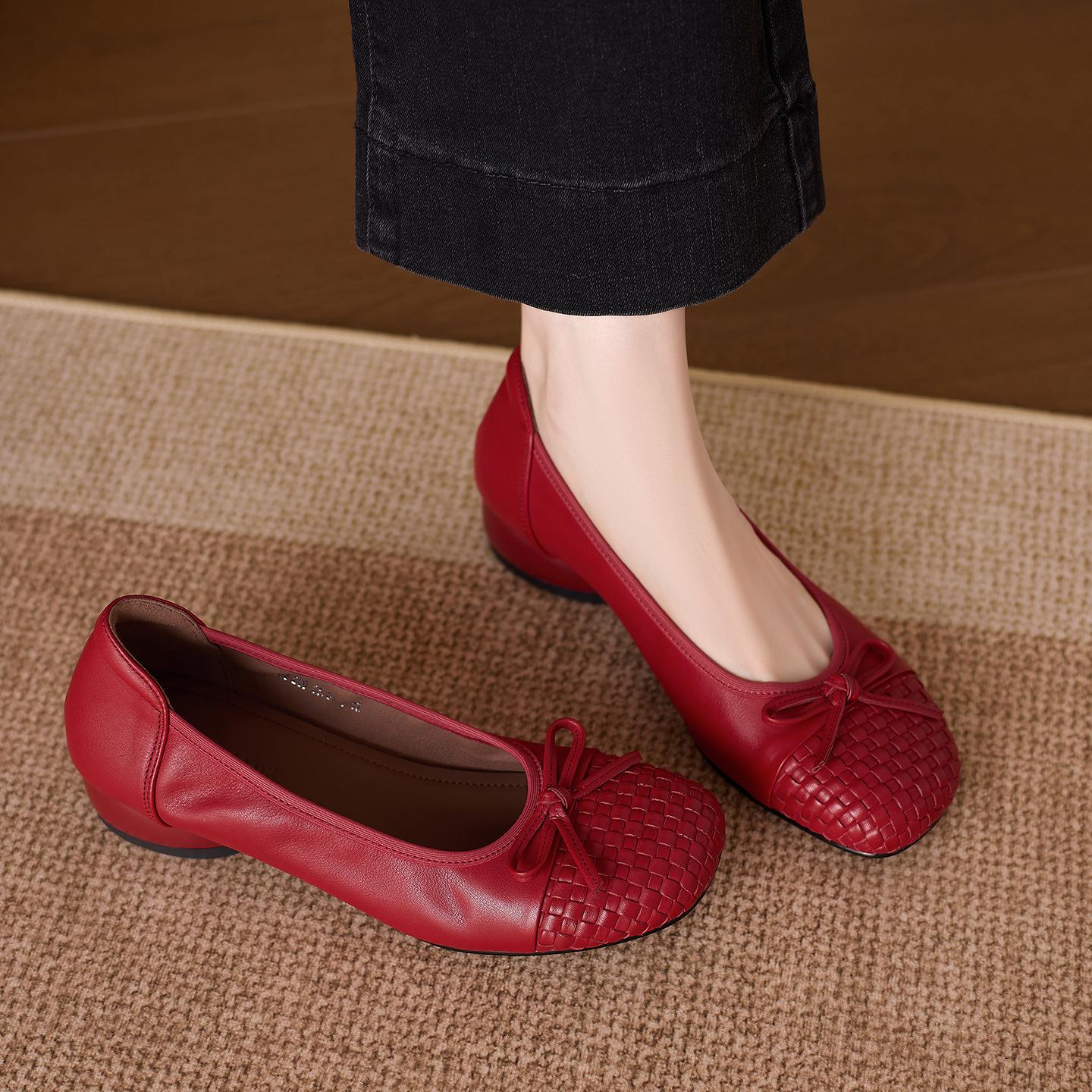 Genuine leather woven shallow single shoes for women, 2026 new style small leather shoes with bow, Mary Jane women's shoes, chunky low heel work shoes