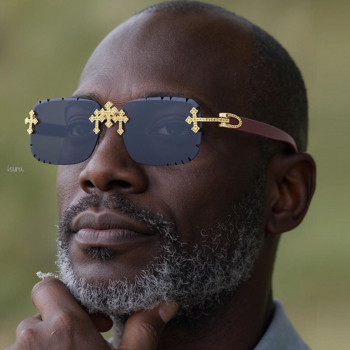 2025 New European and American Retro Frameless Sunglasses for Men with Diamond-Cut Edges and Imitation Wood Grain Temples, Men's Sunglasses for Cross-Border Wholesale