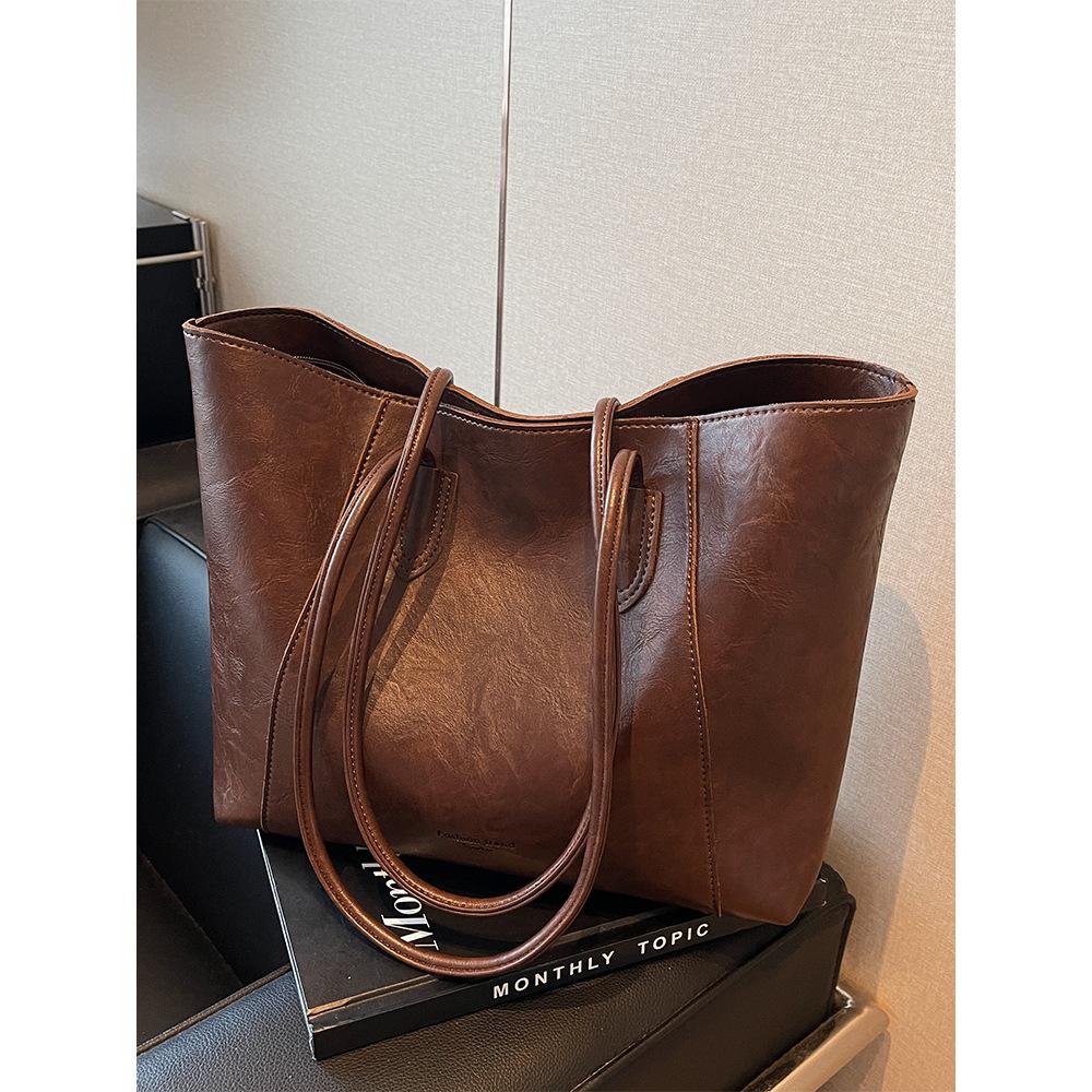Tote bag cross-border Maillard bag for women, 2026 new vintage style shoulder bag, large capacity commuter bag, solid color