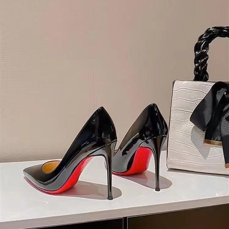 High-Heeled Shoes for Women with Thin Heels, 2026 Spring and Autumn New Style, Black with Red Soles, Large Size, Pointed Toe, Suitable for Banquet Occasions