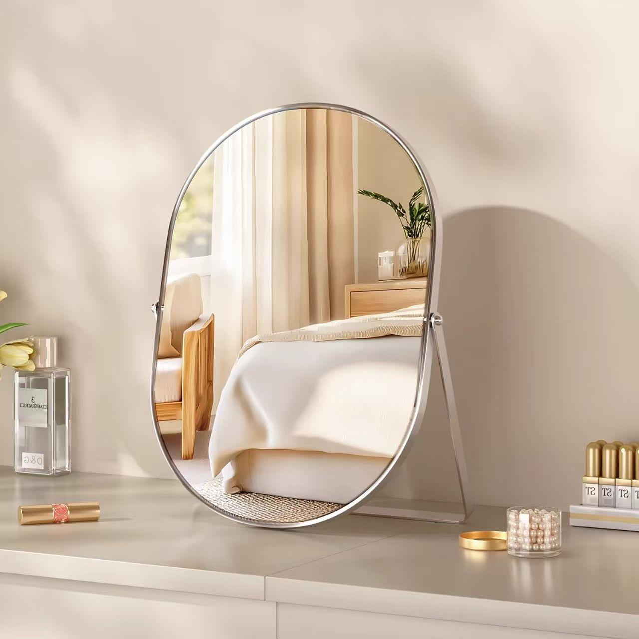 Iron Art Makeup Mirror, Retro High-Definition Mirror, Foldable Desktop Beauty Mirror, Light Luxury Dormitory Bedroom High-End Makeup Mirror