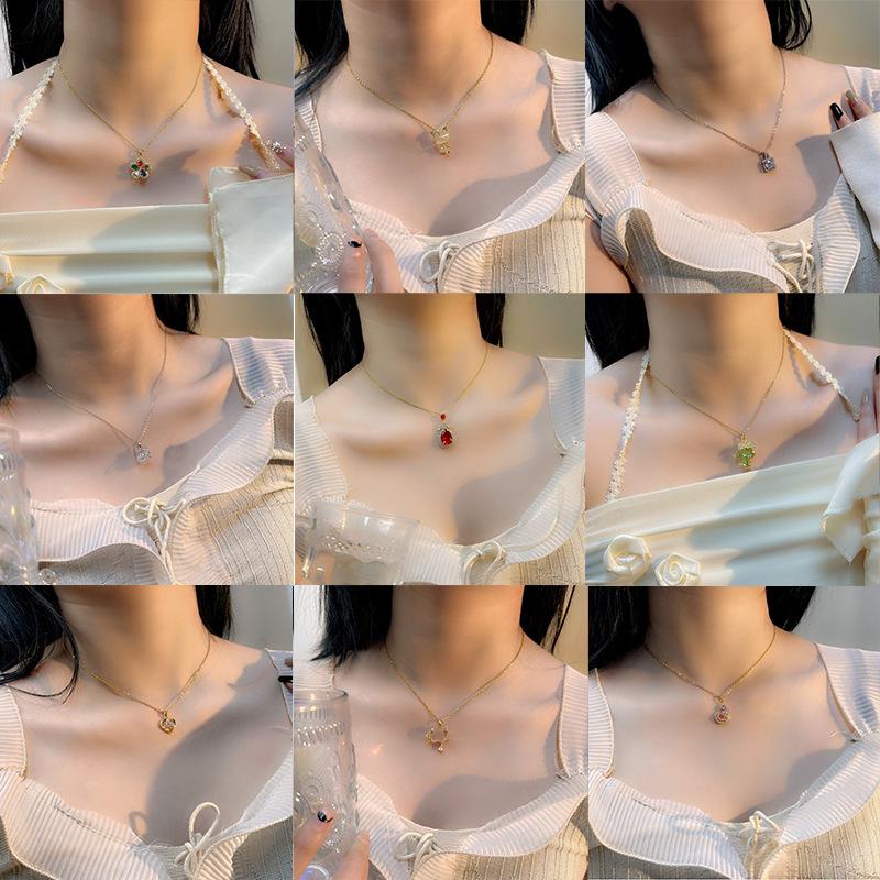 Sweet Mori Necklace Women's Color-free Niche Design Fashion Pendant All-match Elegant Titanium Steel Clavicle Chain Jewelry