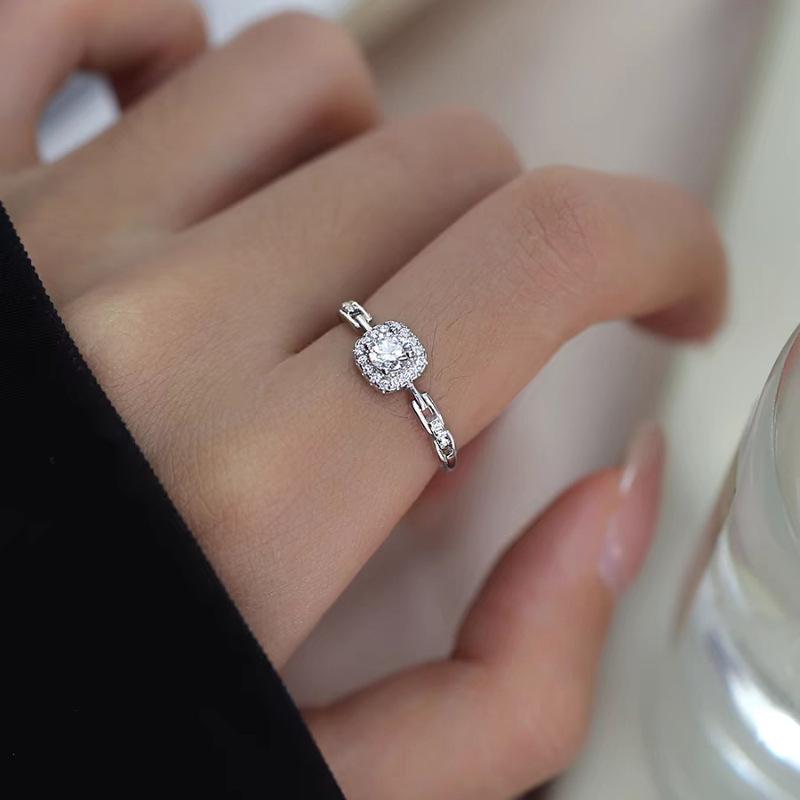 Sugar Ring Women's Ins Niche Light Luxury Advanced Sense Simulation Diamond Ring Square Diamond Chain Adjustable Opening of Index Finger