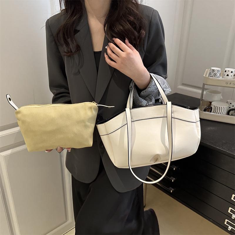 High-end Sense Large Capacity Tote Bag Women's 2025 New Solid Color All-match Shoulder Bag Fashionable Texture Mother and Mother Handbag