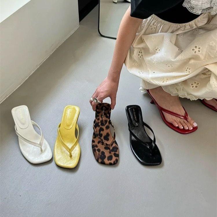 Simple high-heeled sandals, flip-flops, summer fairy-style outdoor wear 2026 new French toe sandals