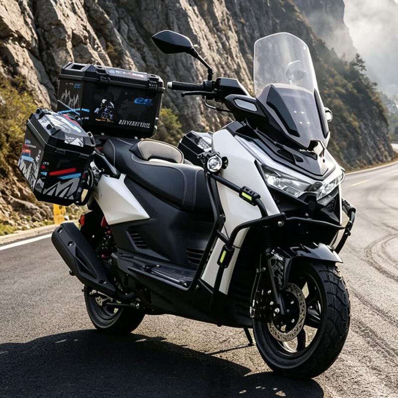 Export 150 Warrior 9th Generation, license-able motorcycle, cruiser motorcycle, fuel-efficient, large pedal, ABS brakes, TCS anti-skid