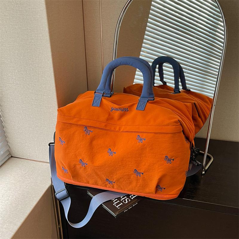 Cross-border expansion embroidered pony travel bag, business trip carry-on bag, luggage storage bag, dry-wet separation gym and swimming bag