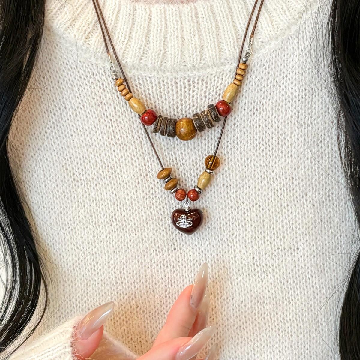 Vintage Wooden Beaded Pendant Necklace for Women, Unique Design, Ethnic Style Accessory, Fashionable Long Versatile Sweater Chain