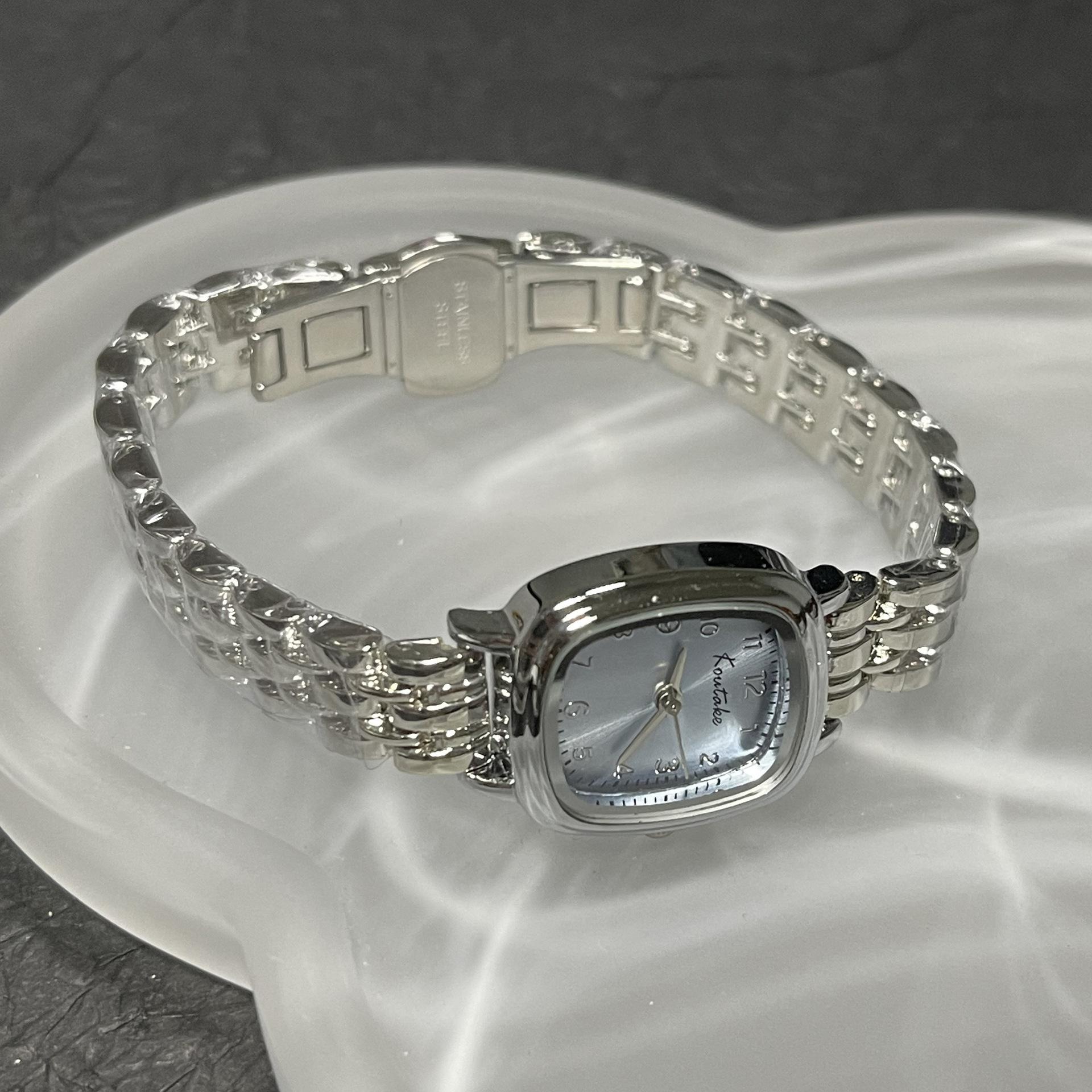 Small Square Chain-Style Watch for Women, Ins-Style British Style, Student French Niche, Simple, High-End, Light Luxury, Exquisite, Versatile