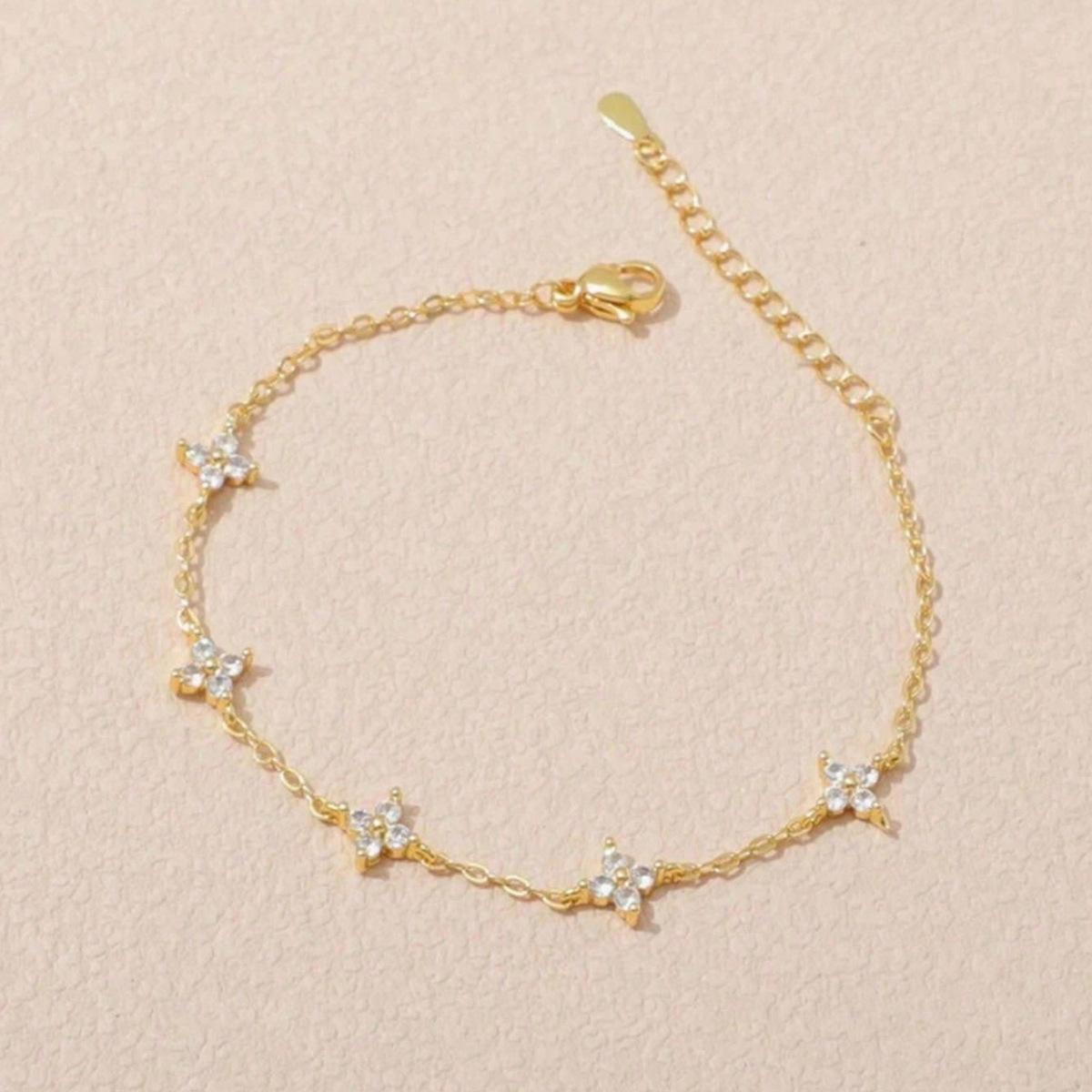 Four-Leaf Clover Bracelet for Women, European and American Cross-Border Temu New Hot-Selling Fashion Minimalist Style Jewelry, Factory Direct Supply