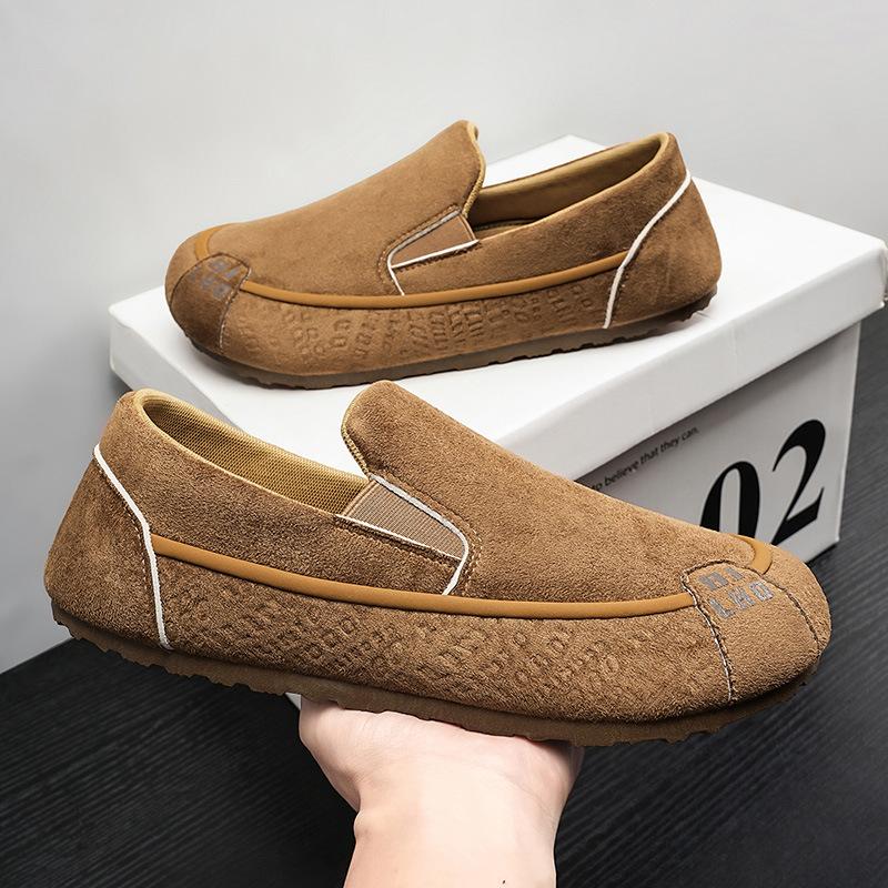 Spring and Autumn new men's loafers, slip-on casual shoes, low-top, easy-to-wear, versatile for commuting