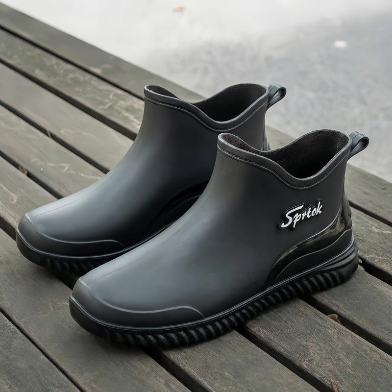 Men's Waterproof Rain Boots New Fashion Rain Boots Non-Slip Waterproof Work Chef Shoes Wading Outdoor Fishing Shoes Water Shoes