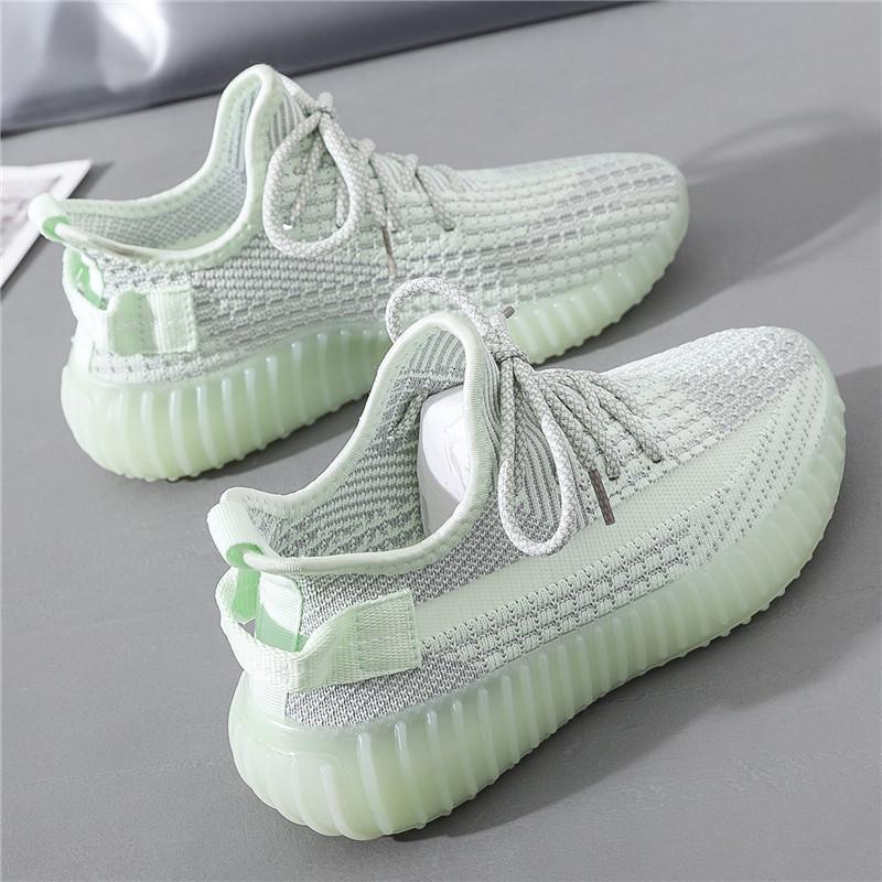 2026 New Spring Flyknit Mesh Shoes, Women's Summer Breathable Casual Shoes, Versatile Dad Sneakers