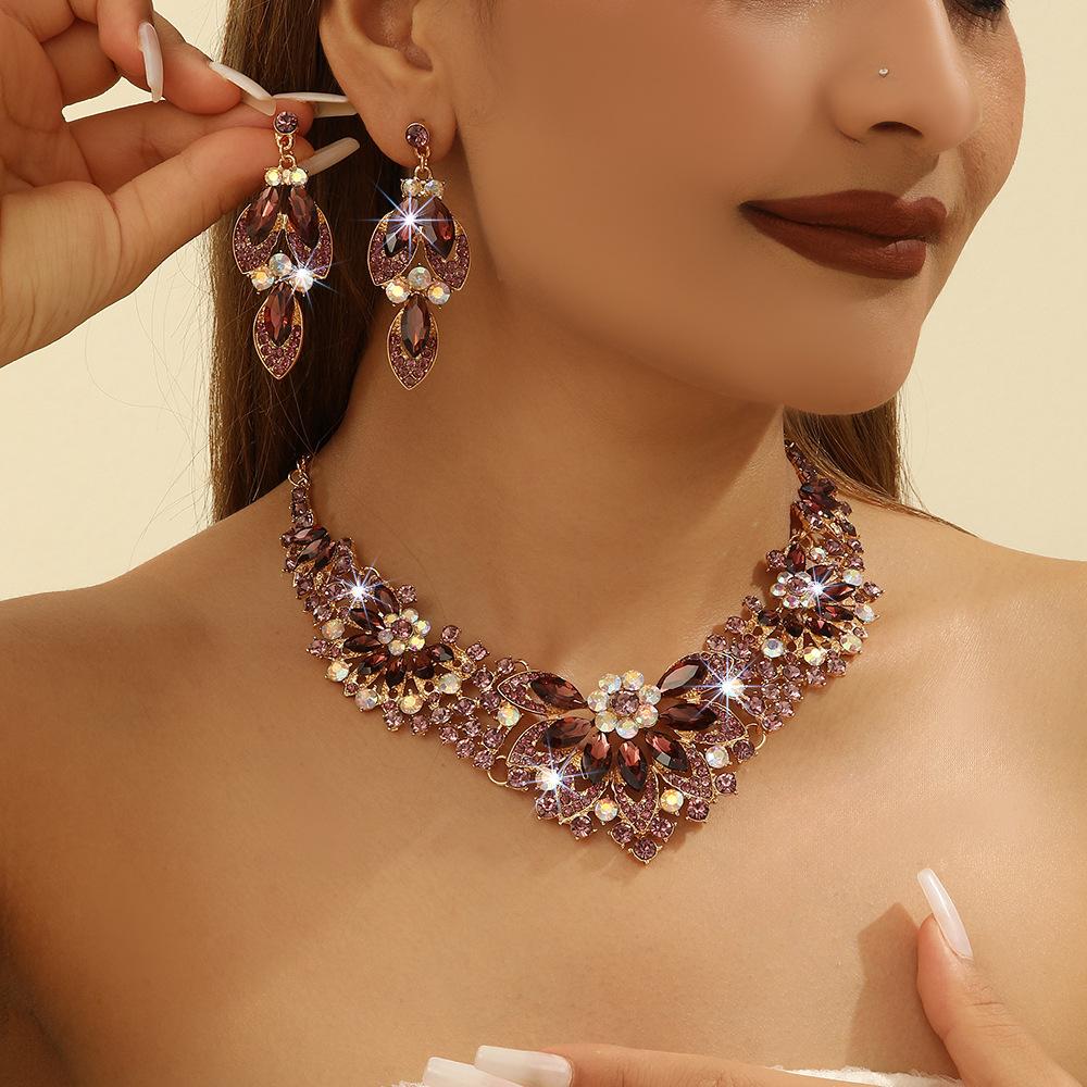Cross-border TEMU Europe and the United States exaggerated atmosphere crystal necklace earrings suit bride wedding alloy chain women's accessories