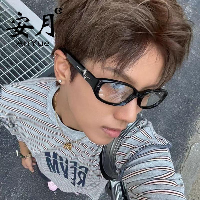 New Square Gm Trendy Retro Small Frame Sunglasses for Women, Fashionable and High-End Sun Protection Glasses Wholesale