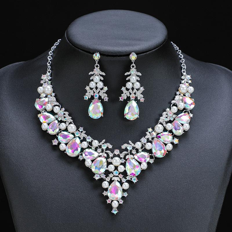 2022 new European and American necklace suit women's two-piece alloy elegant bridal dress factory direct sales