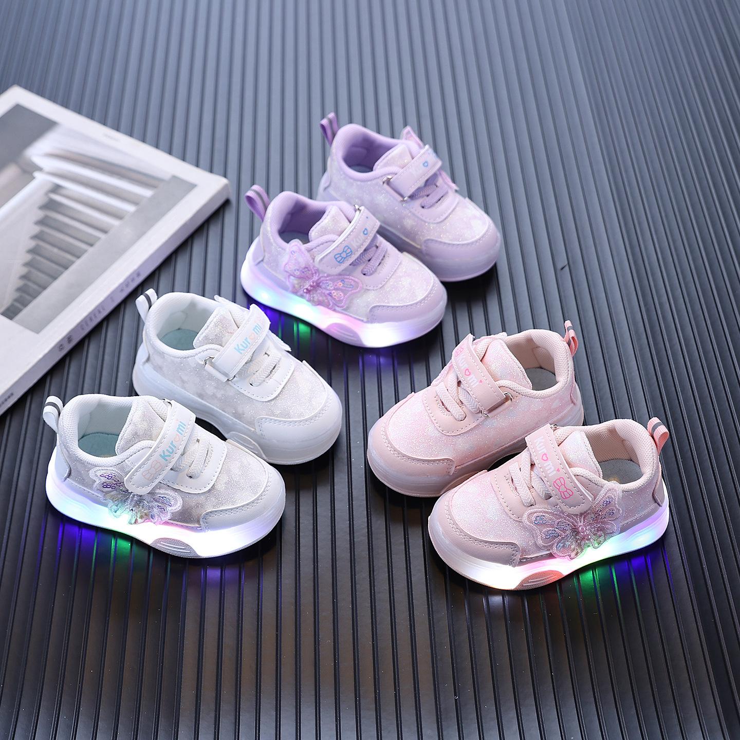 Spring and Autumn Baby Shoes for 1-3 Years Old, Outdoor Infant Shoes with Soft Soles and Lights, Girls' Butterfly Princess Sneakers for Fashionable Outfits