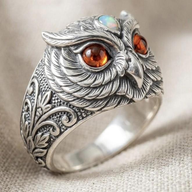 Sanjie Cross-Border New Alloy Jewelry Creative Owl Ring with Carved Vintage Pattern and Ruby Gemstone for Women