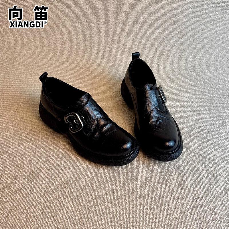 Leather British-style buckle loafers for women, 2026 autumn and winter new model, black thick-soled casual leather shoes