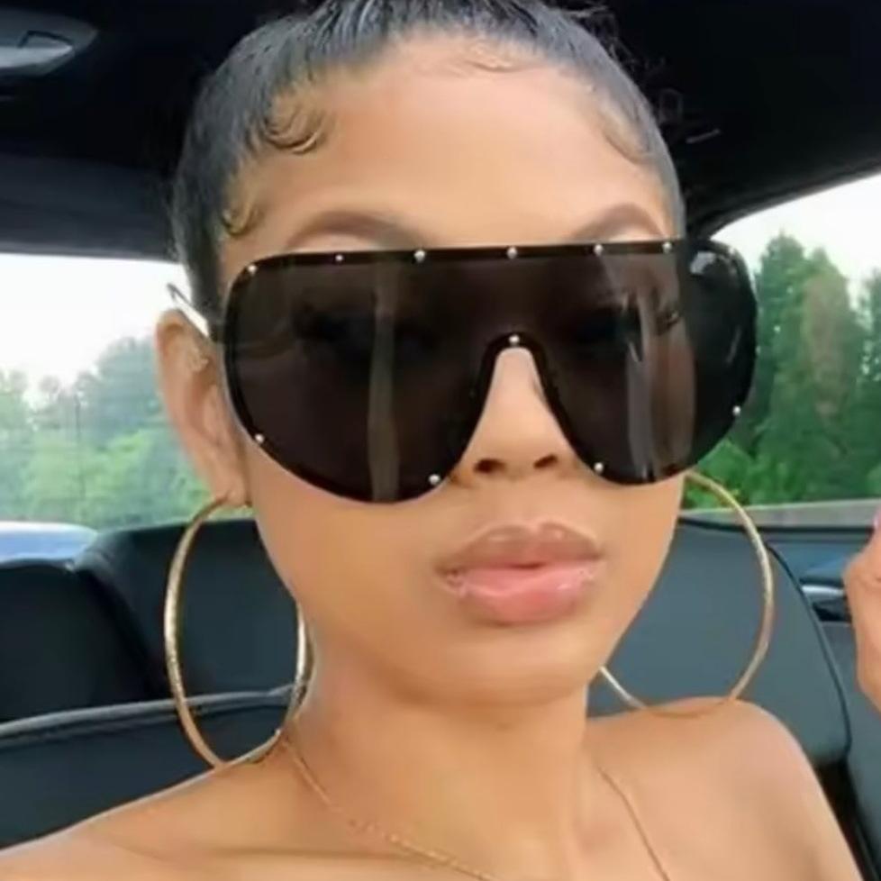 Extra Large Frame One-Piece Sunglasses 2025 New Style Eye Protection Sunglasses for Women Outdoor Driving Windproof and Sandproof