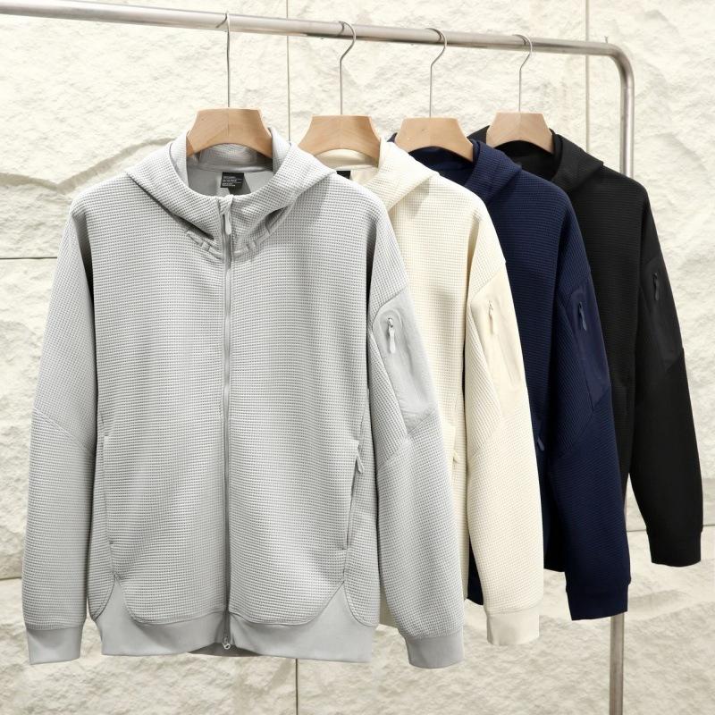 Italian high-end outdoor wear! Premium knitted waffle fabric! Stylish men's outdoor sports and leisure hooded jacket