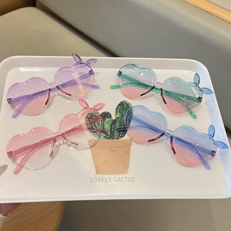 2026 New Gradient Multi-Color Children's Heart-Shaped Glasses with Bowknot, Cute Baby Sun Protection Sunglasses Factory
