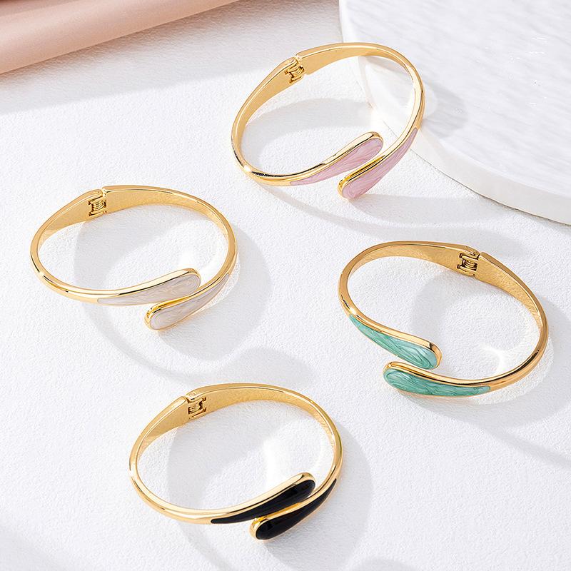 Cross-Border Direct Supply to Europe and America, Minimalist Style, Personalized Colorful Enamel Metal Texture Alloy Open Bracelet for Women