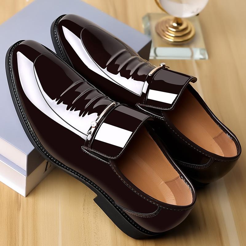 2025 New Leather Shoes Men's Summer Breathable Business Formal British Style Casual Soft Sole Black Men's Shoes