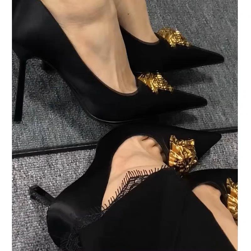2026 New Style Slip-On Women's Shoes with Pointed Toe, Black French-Style Thin Heels, Sexy European and American Metal-Toe Runway High Heels