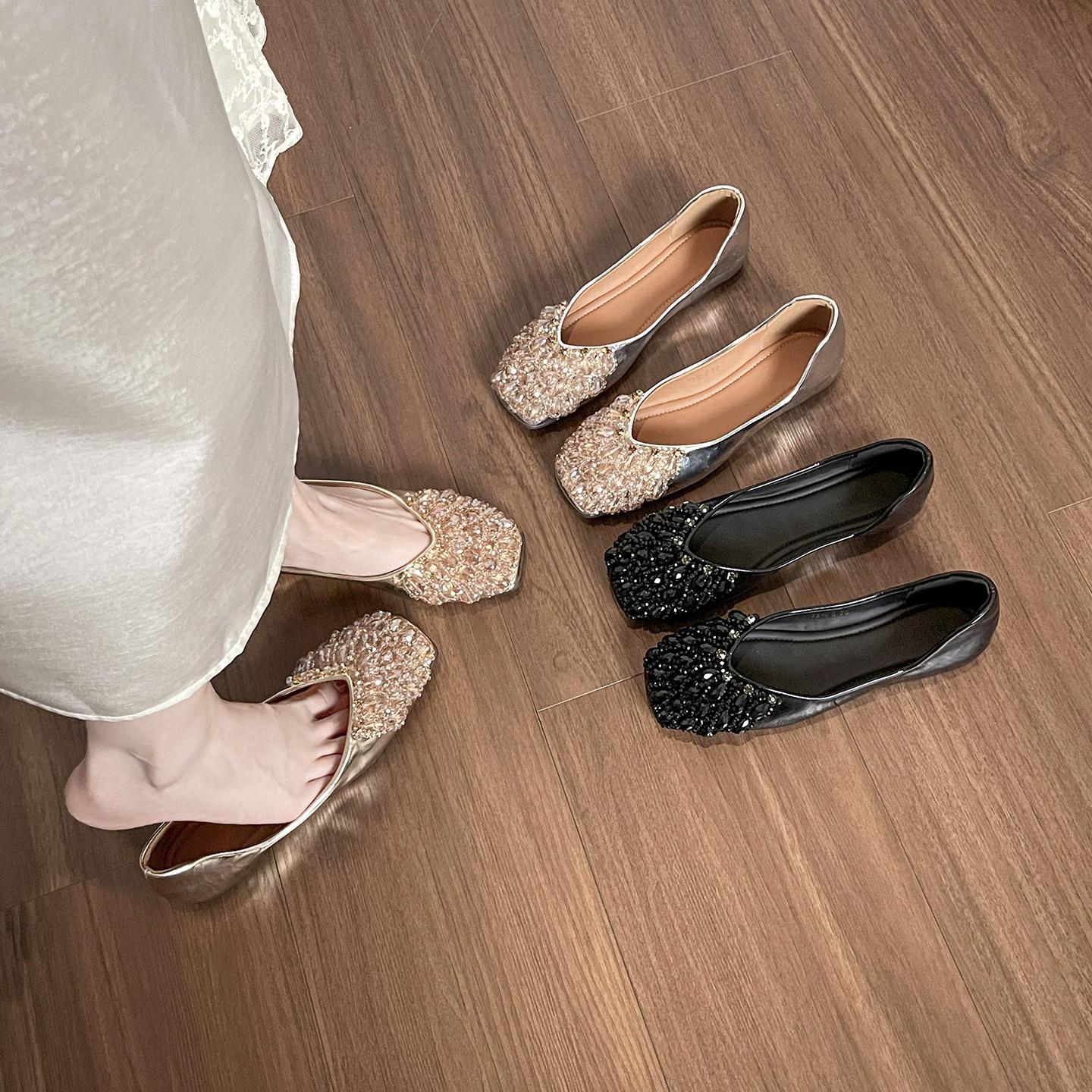 7310-8 Soft-Soled Women's Shoes, New Spring Style Crystal Wedding Shoes, Flat-Soled Rhinestone Loafers, Large Size Women's Shoes
