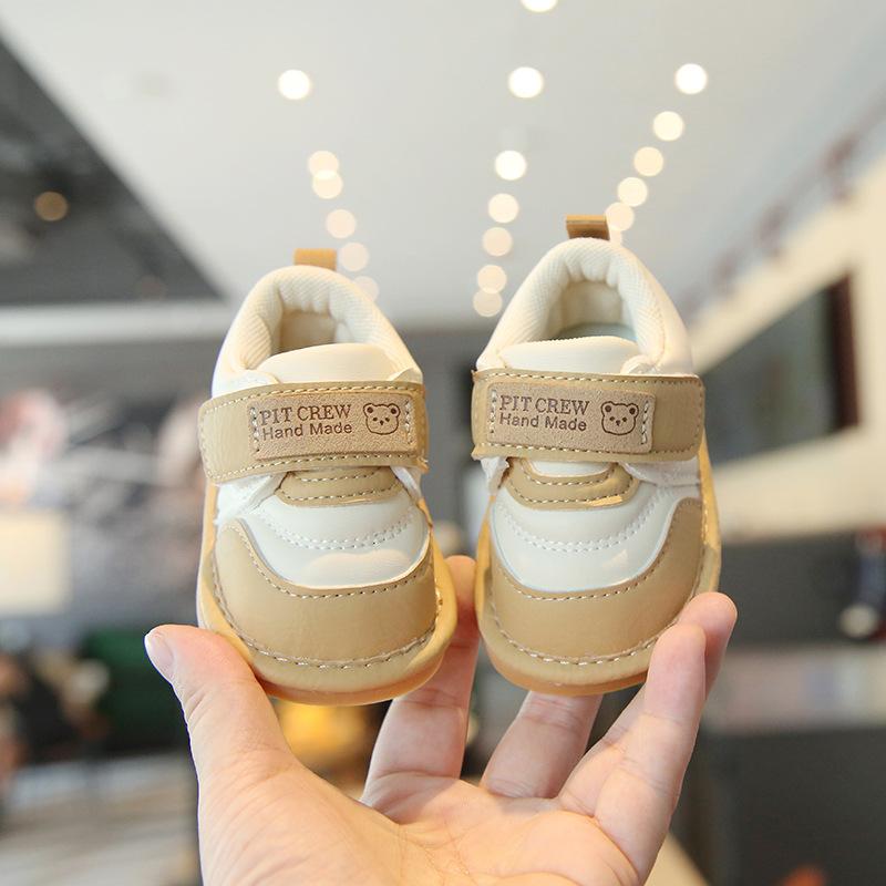 New Spring and Autumn Infant Walking Shoes, Simple and Versatile, Soft Sole, Non-Slip, for 0-1-2 Year Old Boys and Girls, Squeaky Shoes