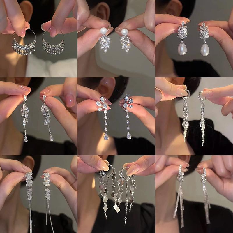 Silver Needle High-grade Diamond Tassel Earrings Women's Light Luxury Retro Long Earrings 2025 New All-match Elegant Earrings