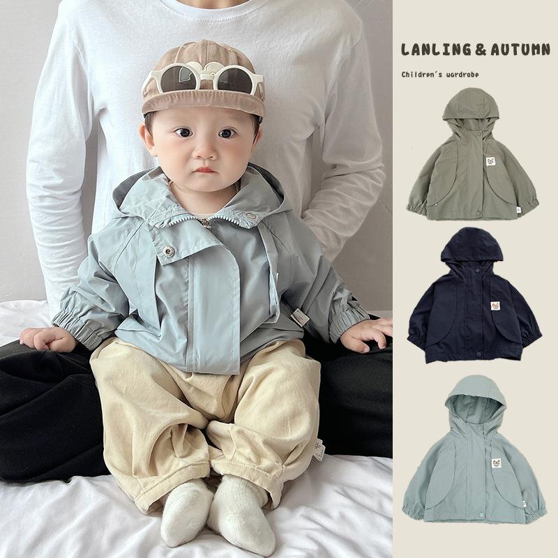 Boys' Spring and Autumn Windbreaker Jacket, Korean-Style Hooded Outdoor Jacket for Infants and Toddlers, Stylish Jacket for Baby Boys