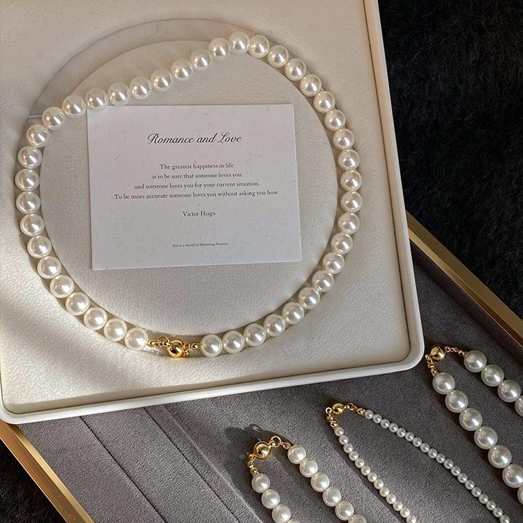 Shijia Magnetic Clasp Round Glass Pearl Necklace for Women, Fashionable Socialite Neck Chain, Elegant High-End Clavicle Chain Jewelry
