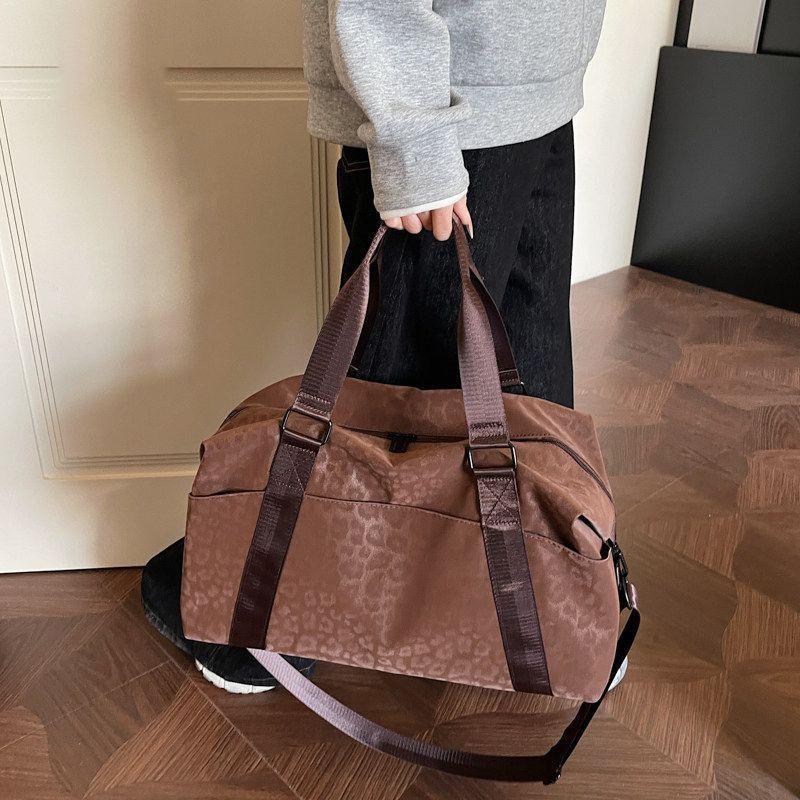 Large-Capacity Portable Short-Distance Travel Bag for Women, Fashionable and Lightweight Travel Luggage Bag, Business Trip Travel Storage Bag, Fitness Bag