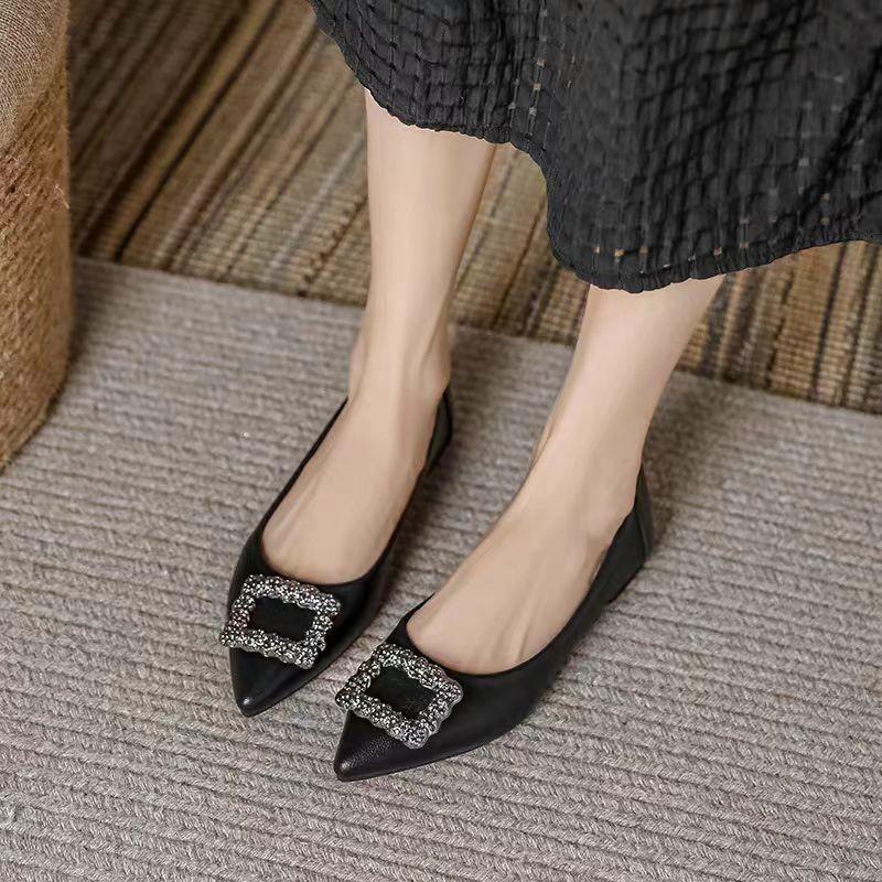 French-Style Square Buckle Versatile Women's Flats 2026 Spring/Summer New Pointed Toe Shallow Mouth Rhinestone Fashion Flat Loafers