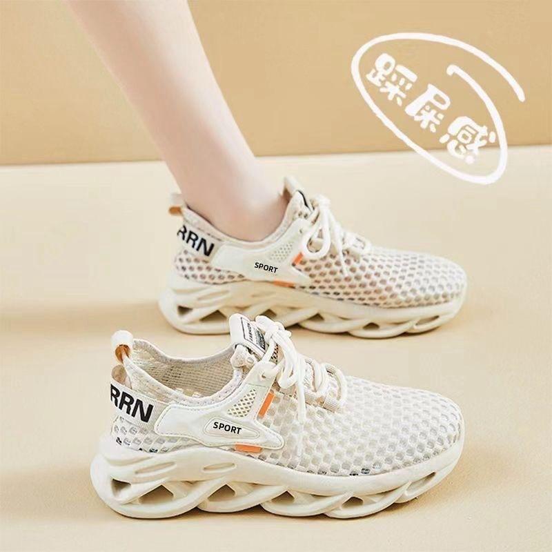 Mesh Sneakers for Women with a Stepping-On-Clouds Feel, 2026 Summer New Style, Hollow Breathable Mesh Surface, Soft Sole, Student Shoes, Running Shoes